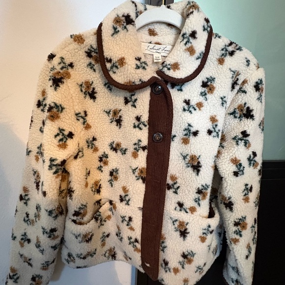 Cream and Brown Floral Teddy Jacket - Picture 4 of 7